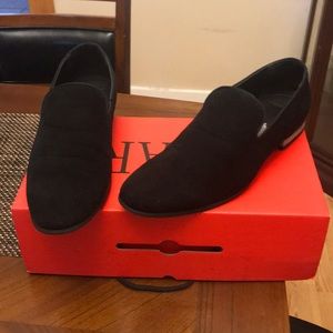 Worn once, too big. Good condition.